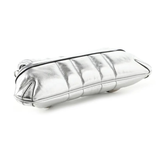 Gucci Horsebit Clutch in Silver - Picture 5 of 9